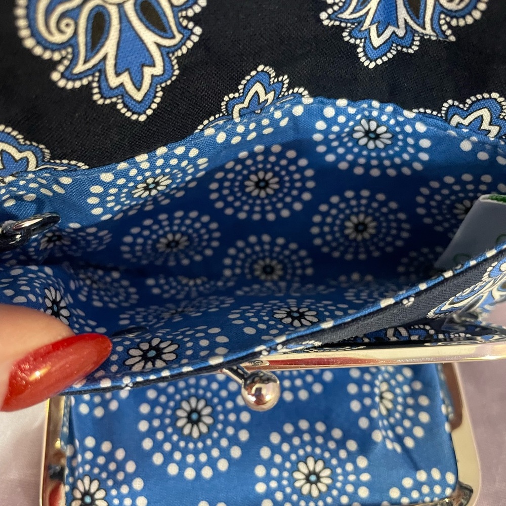 Vtg Vera Bradley Euro Wallet”Retired Calypso Navy Blue Paisley Kiss Lock and Zip - Picture 7 of 9
